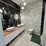 Premium Exclusive Apartment Nowy Dwor Mazowiecki