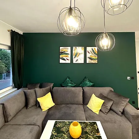 Premium Exclusive * Nowy Dwor Mazowiecki