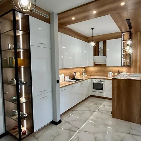 Premium Exclusive Nowy Dwor Mazowiecki